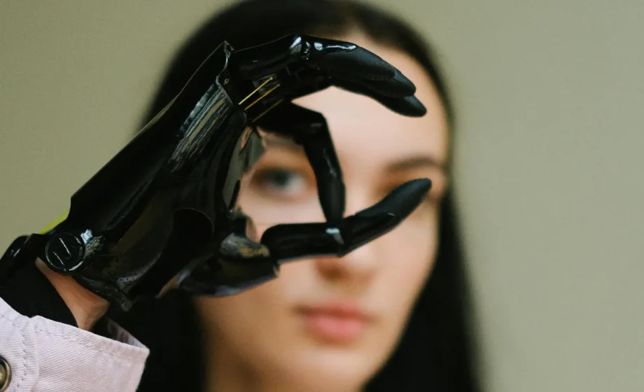 Prosthetics tech are meant to be comfortble, and functional